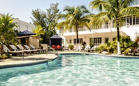 Tradewinds Apartment Hotel Miami Beach